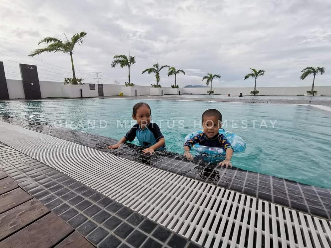 Grand Meritus Homestay @Penang Perai Kültér fotó